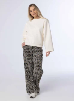 Beige Trui-Norah Clearance