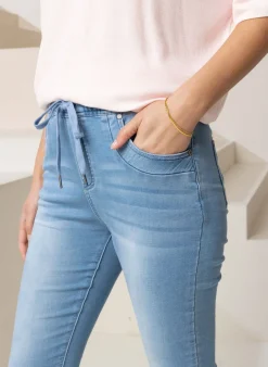 E Jade Broek-Norah Best