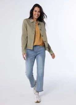 E Jas-Norah Clearance