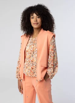 Koraalkleurig Gilet-Norah Best